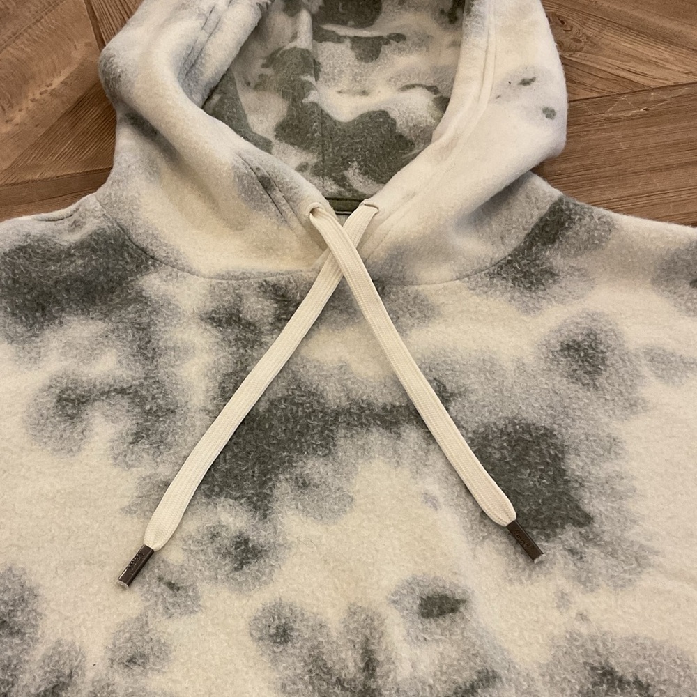 Feat Unisex Blanketblend Camo Hoodie Pullover Size Medium - Picture 2 of 7